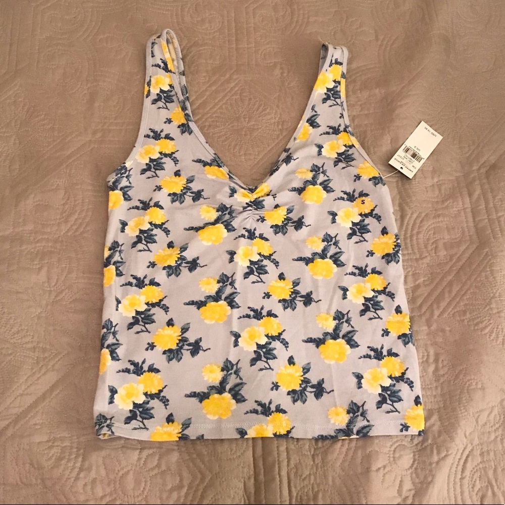 American Eagle crop top